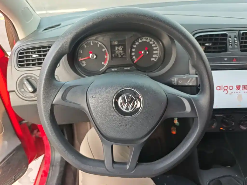 Volkswagen Polo — миниатюра 11