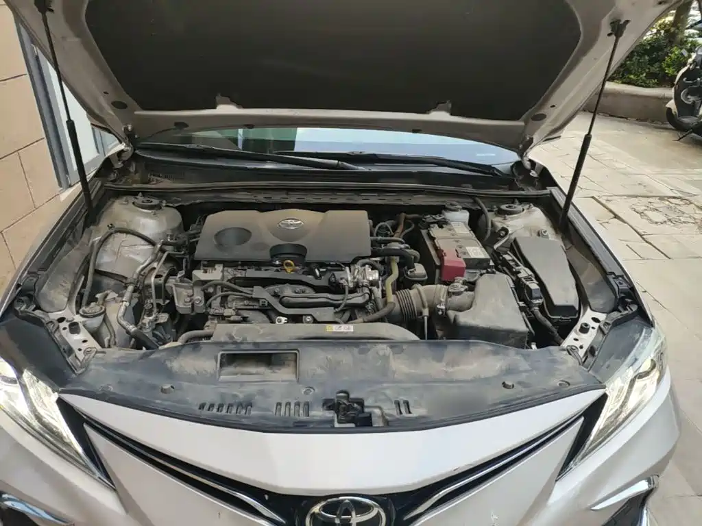 Toyota Camry — миниатюра 20