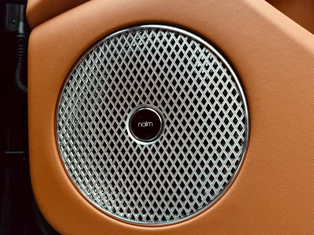 BENTLEY FLYING SPUR PLUG IN HYBRID