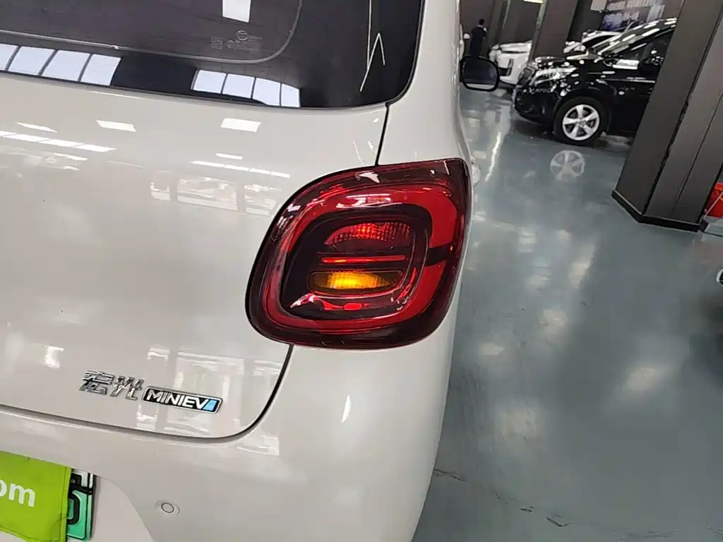Wuling Mini EV MINIEV 2025