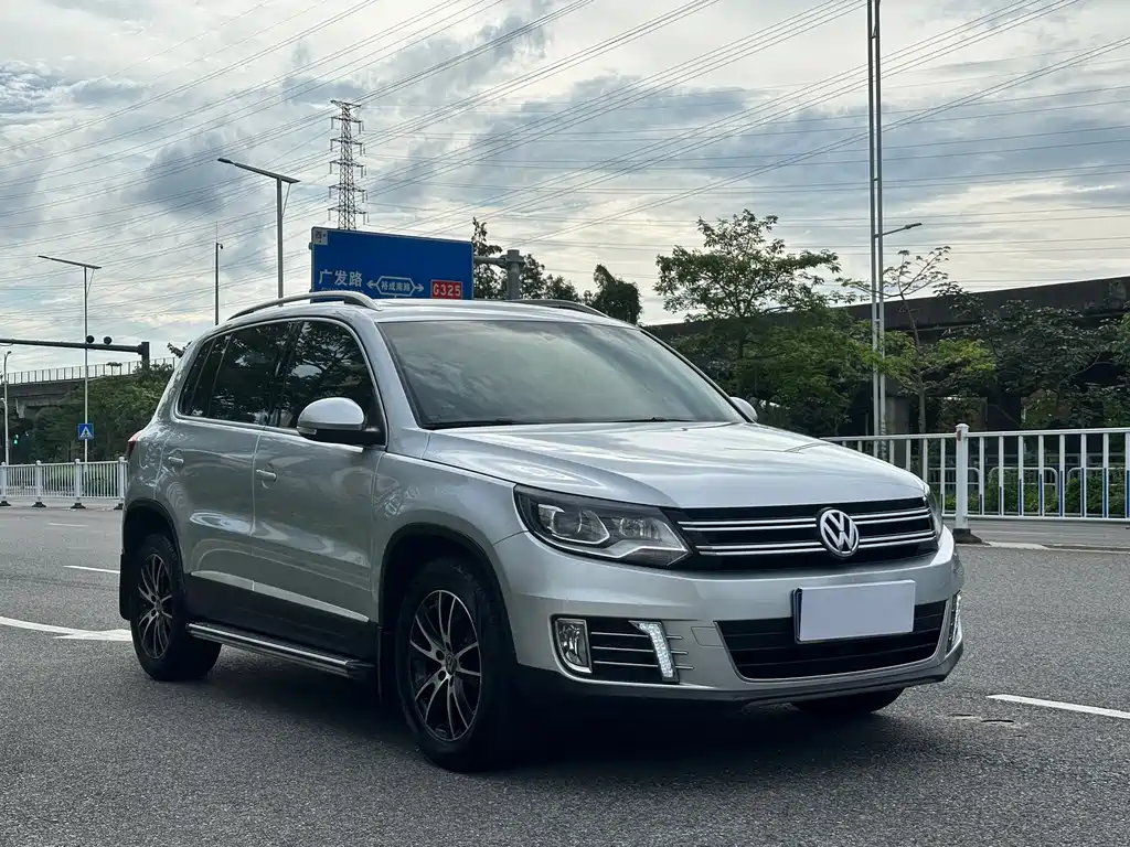 Volkswagen Tiguan 1.8TSI Auto 2WD Luxury Type, фото 3