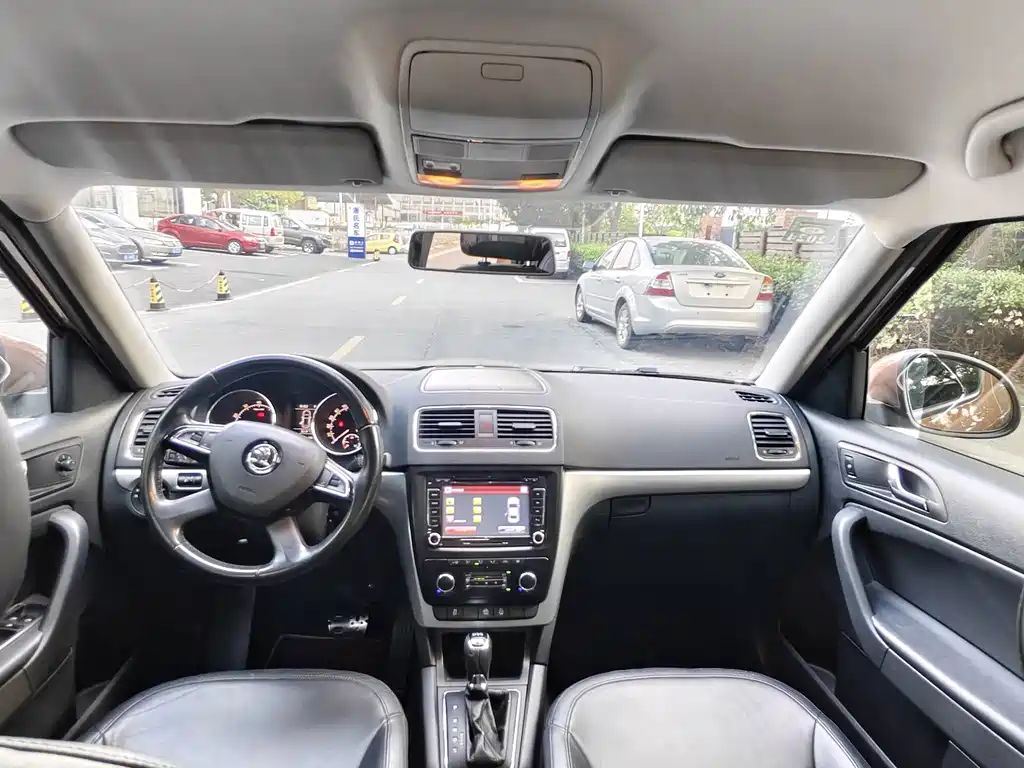 Skoda Yeti — миниатюра 9