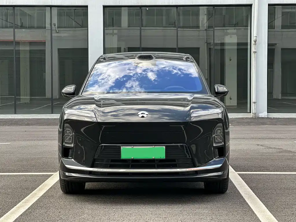 NIO ES8 — миниатюра 2