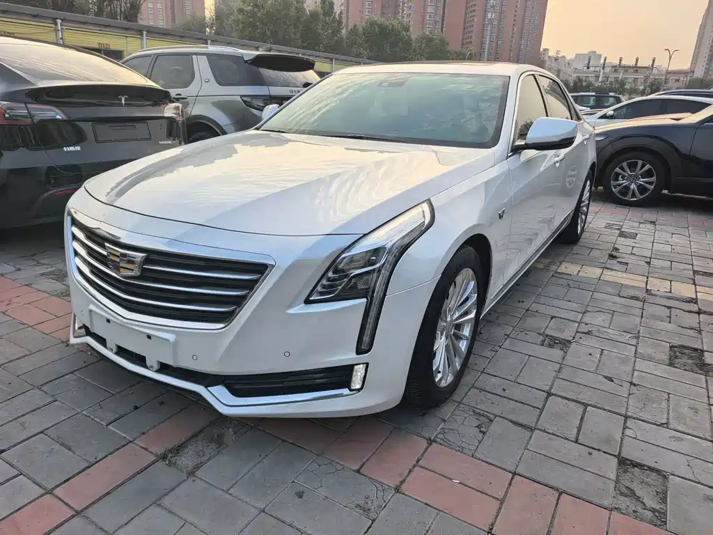CADILLAC CT6