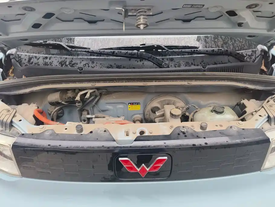 Wuling MINIEV — миниатюра 10