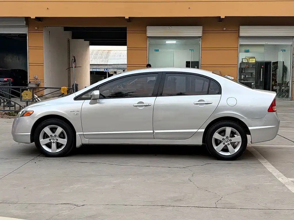 Honda Civic — миниатюра 15