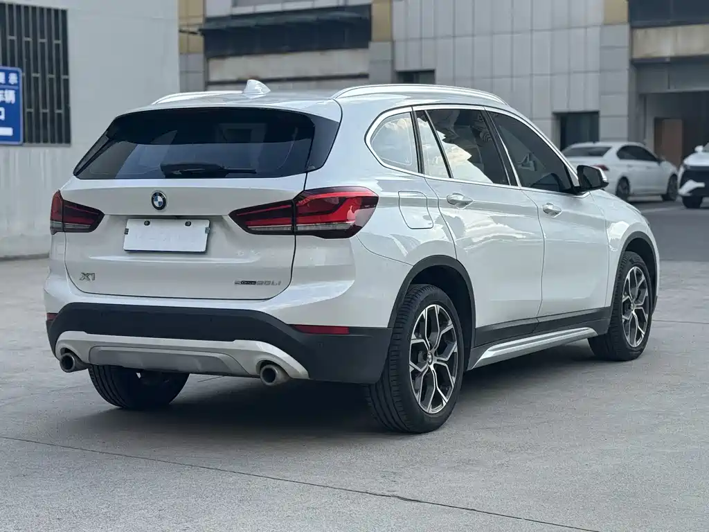 BMW X1 — миниатюра 8