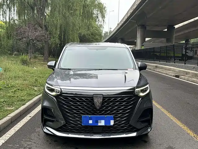 2022 Roewe iMAX8