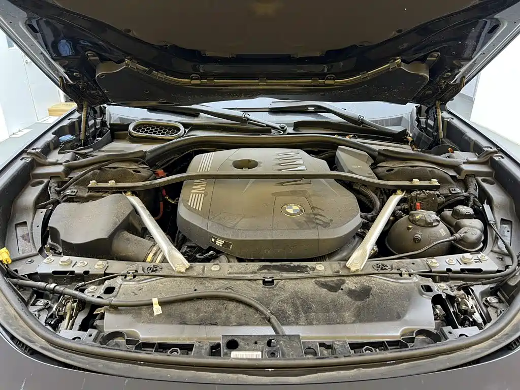 BMW 7 Series — миниатюра 10