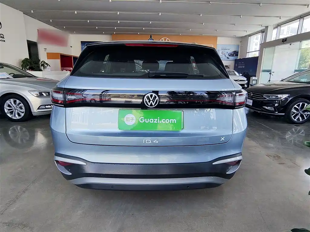 Volkswagen ID.4 X 2025 Smart