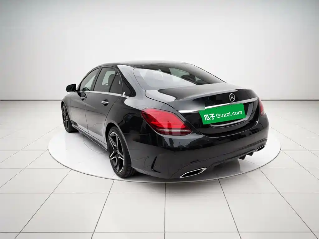Mercedes-Benz C-Class — миниатюра 4