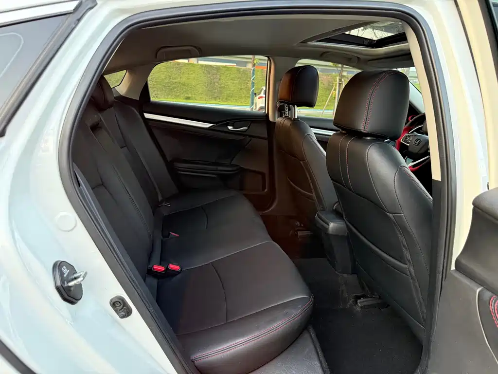 Honda Civic — миниатюра 13