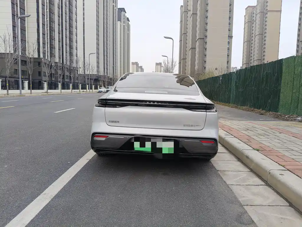 GEELY GALAXY GALAXY SPARKLE 8