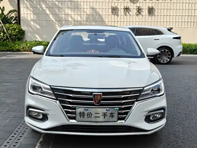 2020 Roewe i5