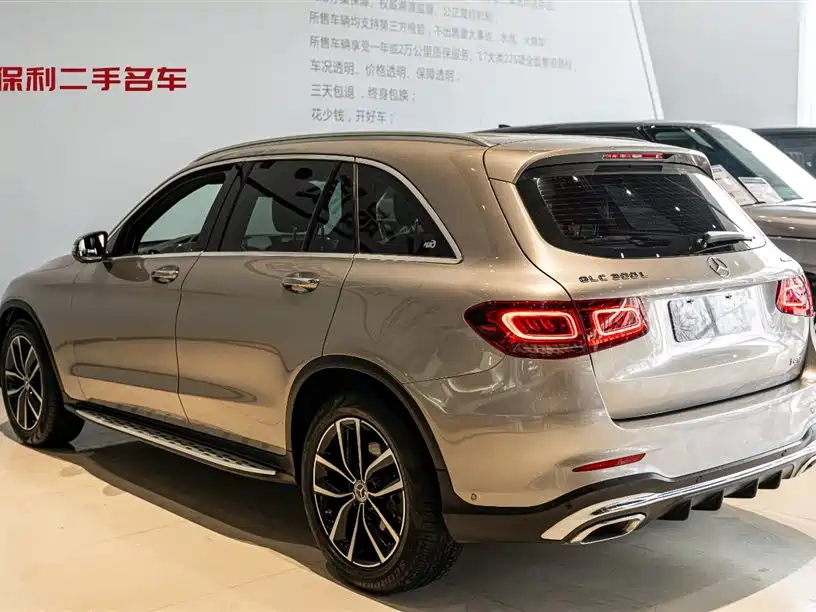 MERCEDES-BENZ GLC
