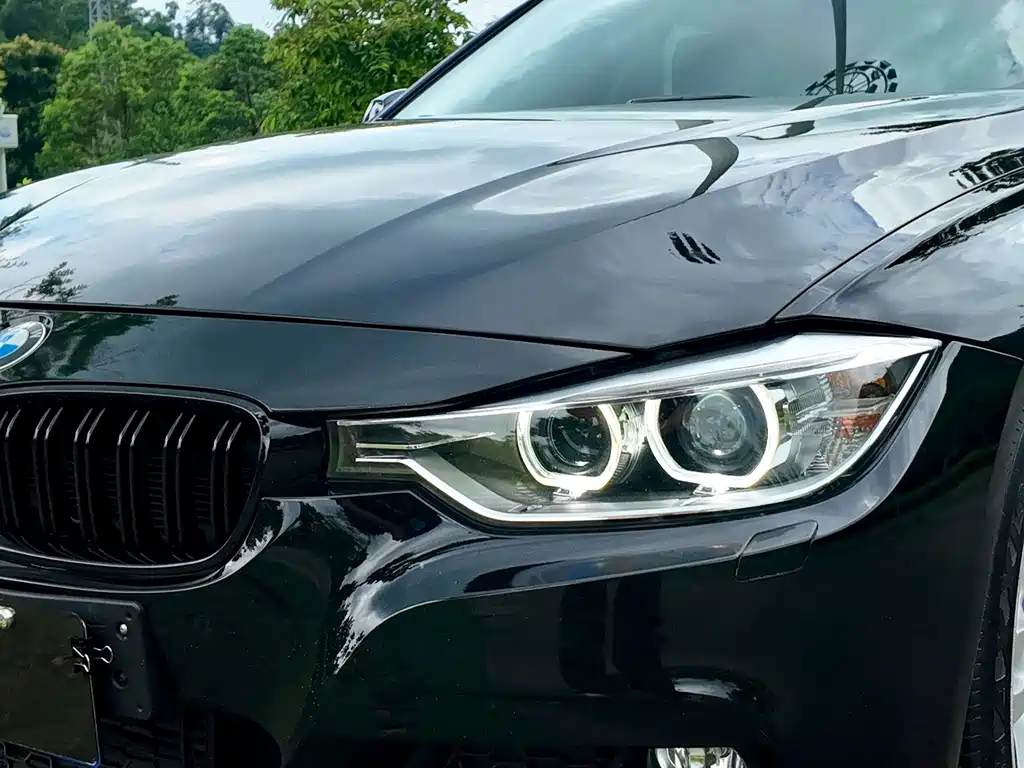 BMW 3 Series (Import) 320i Sport Design Package Touring Edition, фото 34
