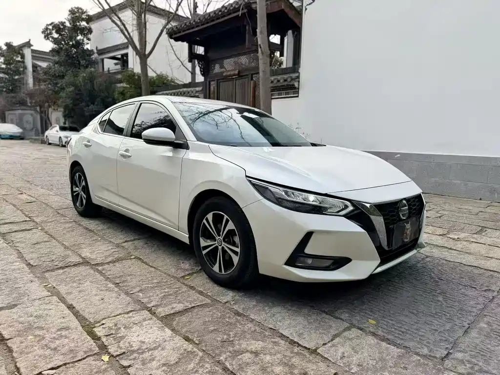 NISSAN XUAN YI