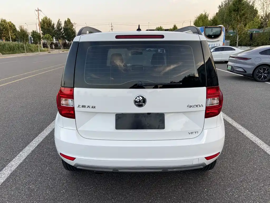 Skoda Yeti — миниатюра 5