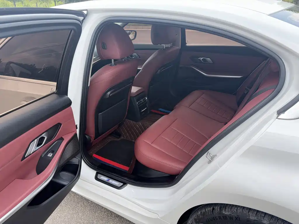 BMW 3 Series — миниатюра 8