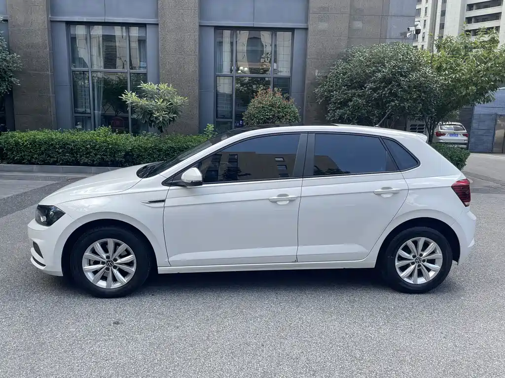 Volkswagen Polo — миниатюра 8