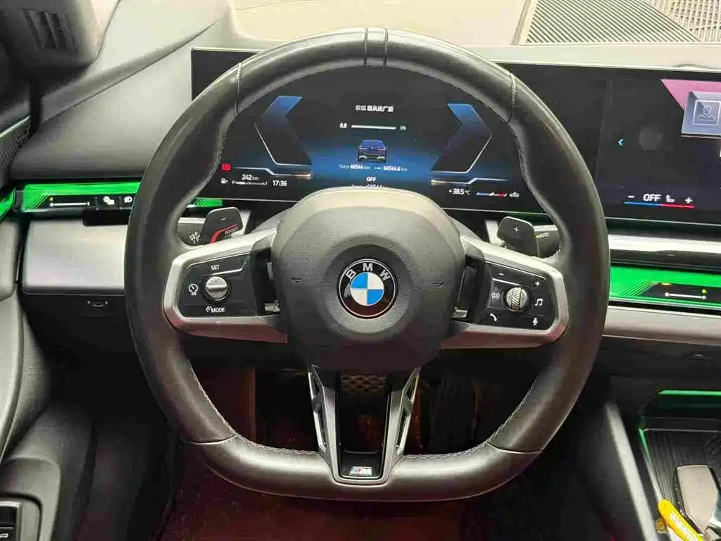 BMW 5 series 2024 Черный из Китая, фото 2