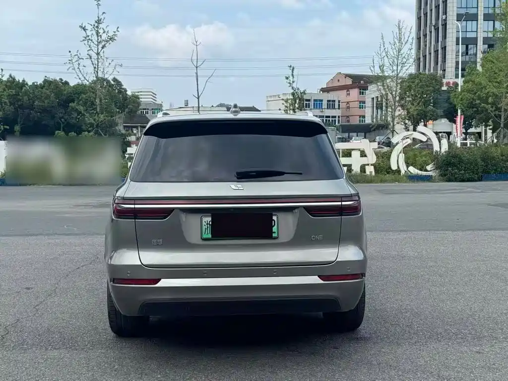 Li Auto ONE 2021 6 мест