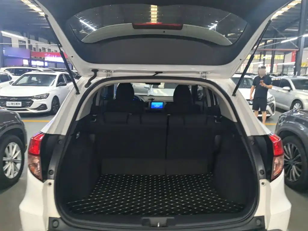 Honda Vezel — фотографии объявления, Фото 19