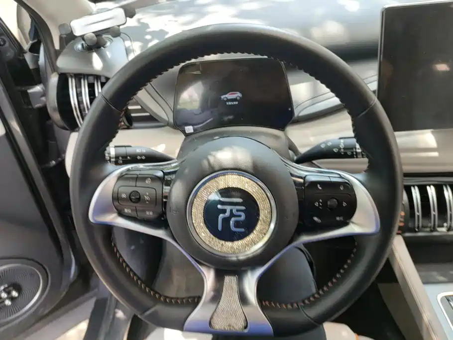 BYD Yuan Plus — миниатюра 15