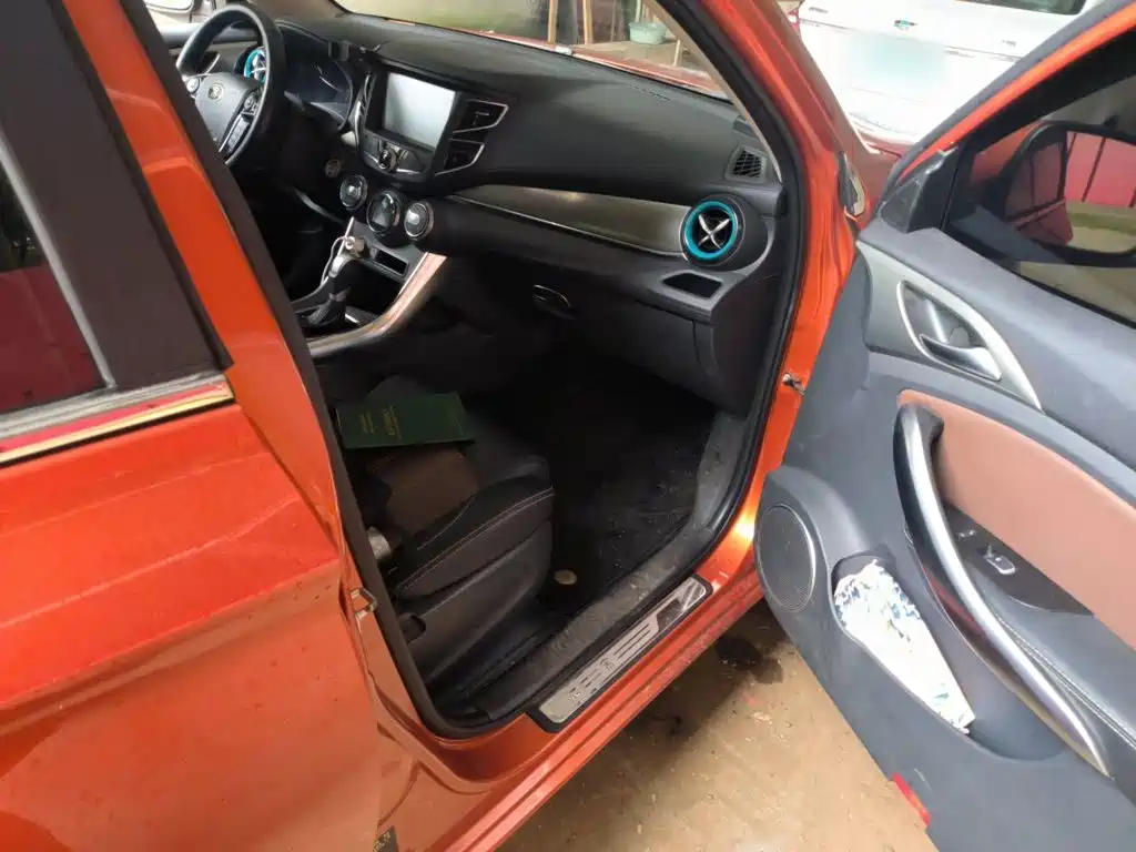 BYD Song — миниатюра 18