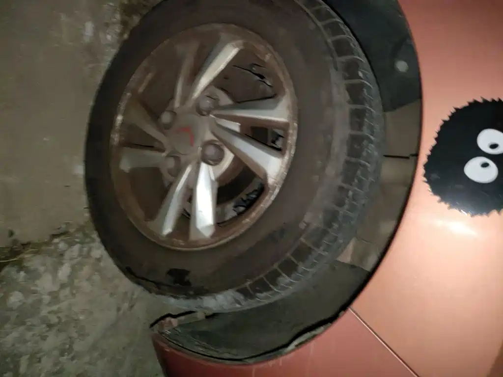 Wuling MINIEV — миниатюра 24