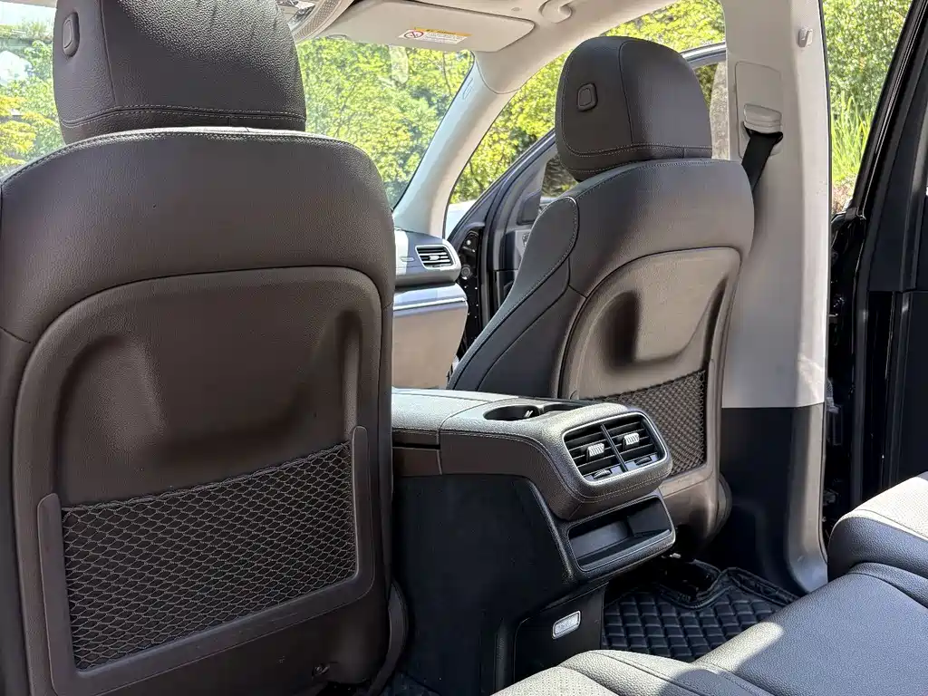 Mercedes-Benz GLE (Import) — миниатюра 9