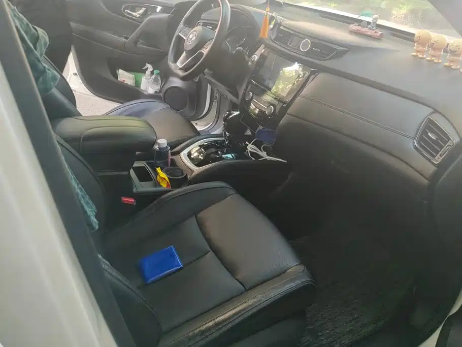 Nissan X-Trail — миниатюра 8