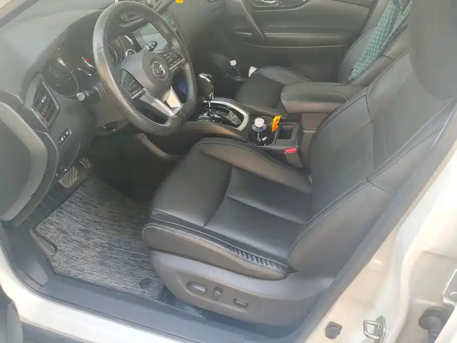 Nissan X-Trail — миниатюра 9