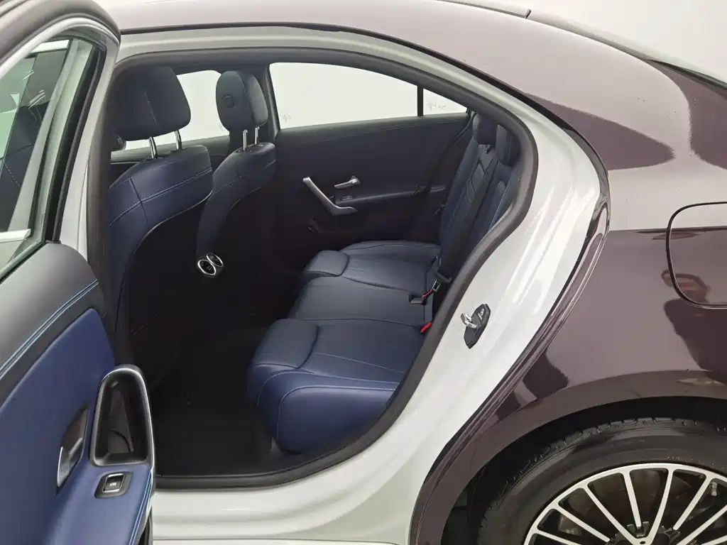 Mercedes-Benz A-Class — миниатюра 15