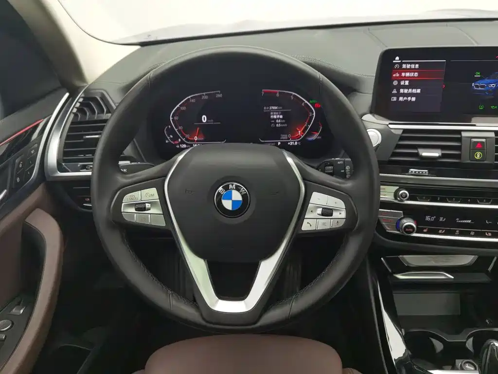 BMW X3 — миниатюра 11