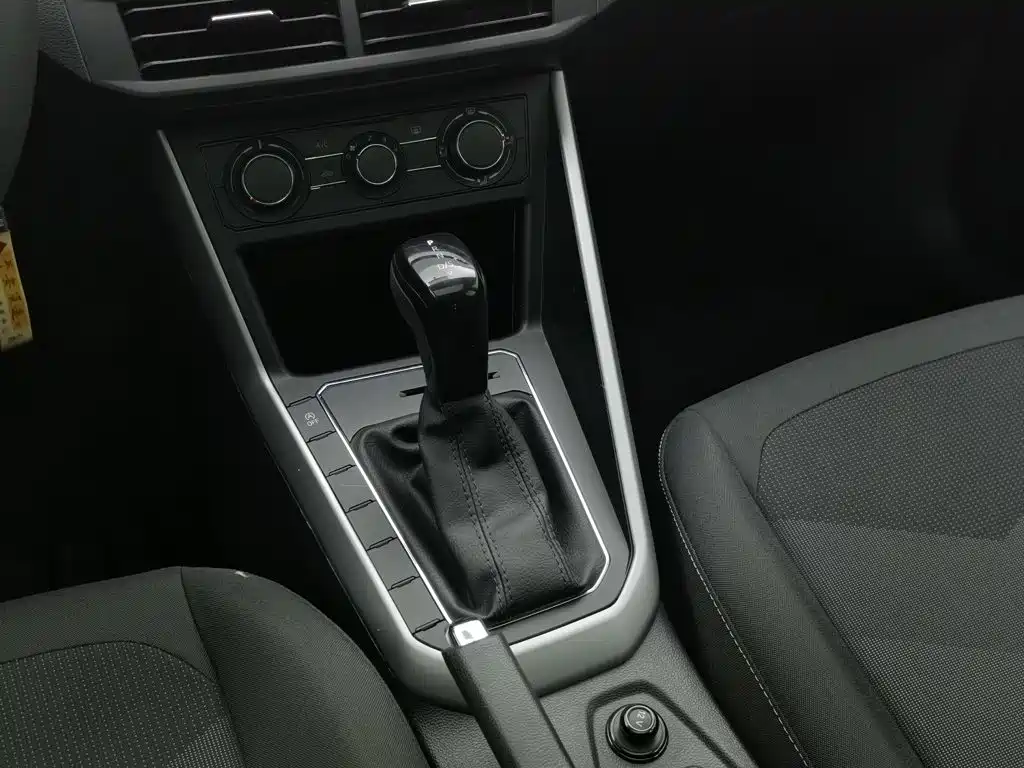 Volkswagen Polo — миниатюра 13