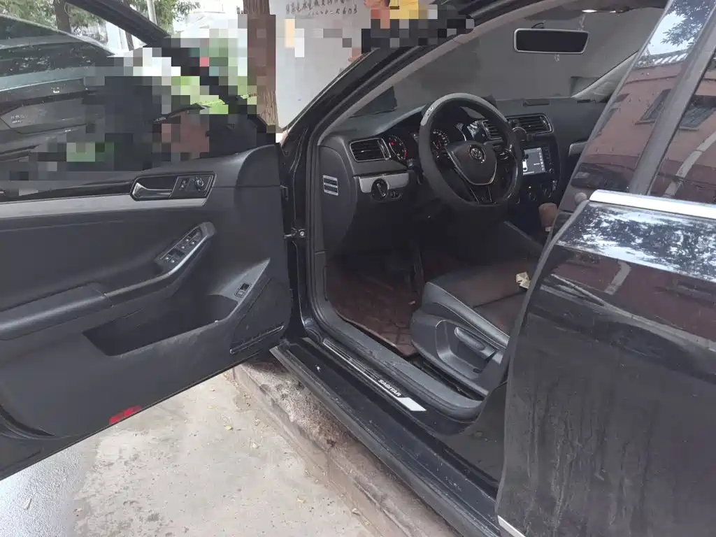 Volkswagen Sagitar — миниатюра 12