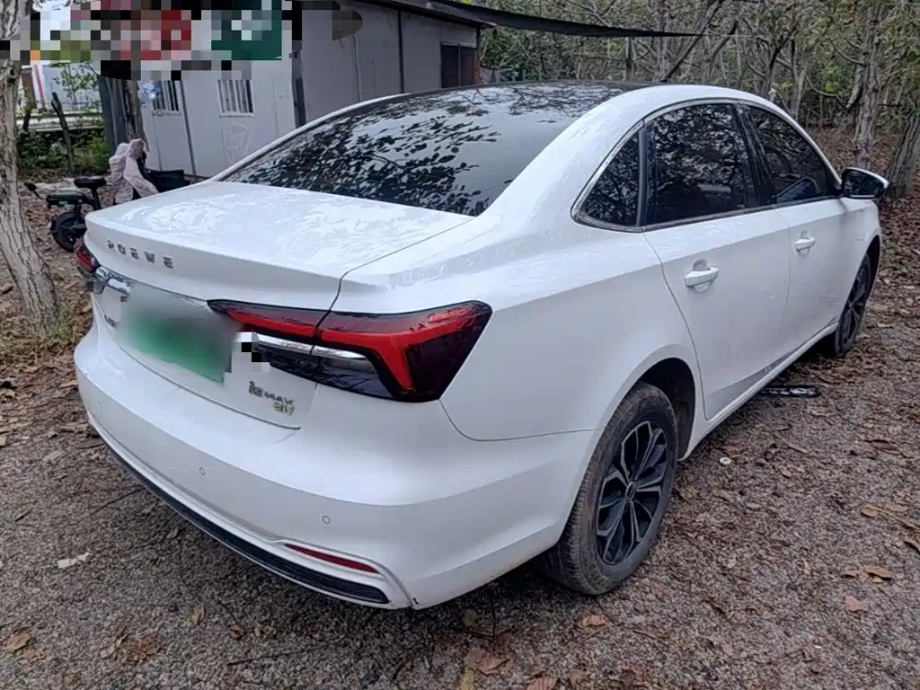 Roewe i6 MAX New Energy — миниатюра 7