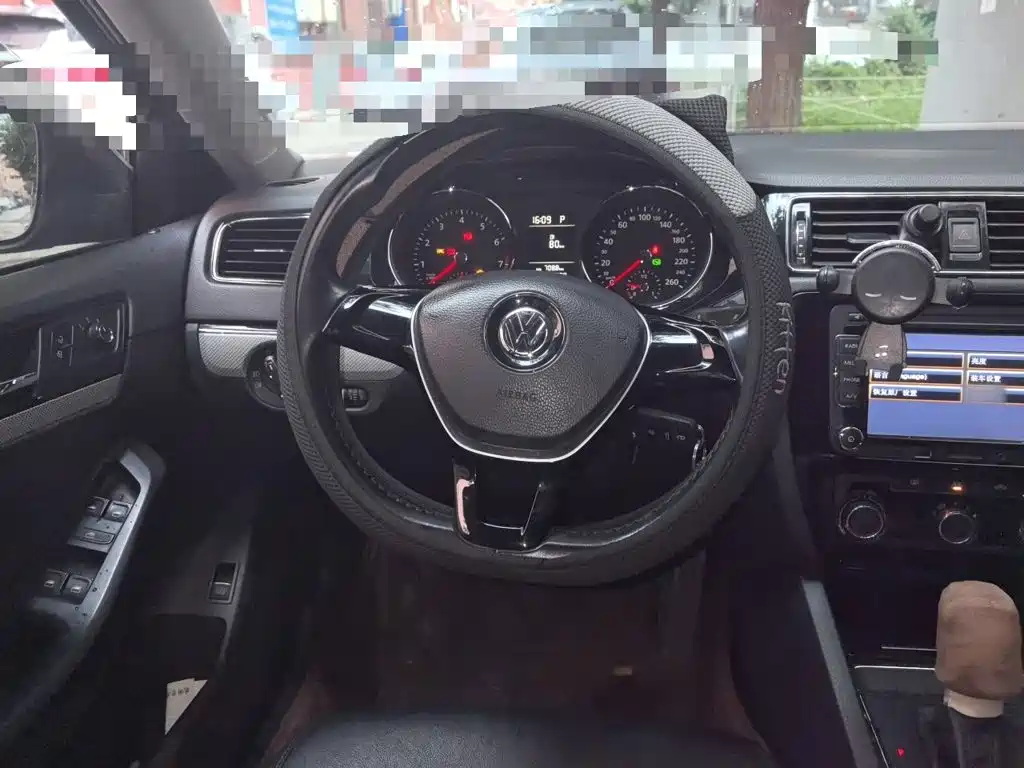 Volkswagen Sagitar — миниатюра 6