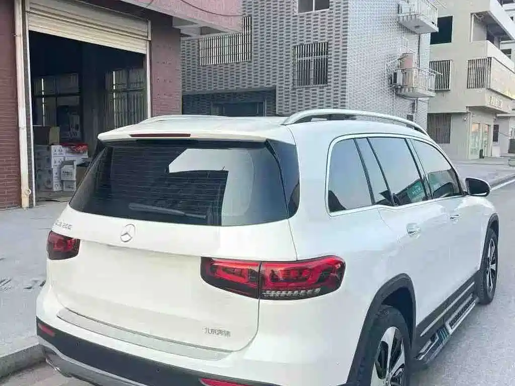 Mercedes-Benz GLB — миниатюра 4