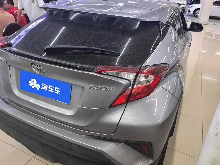 Toyota IZOA — миниатюра 3