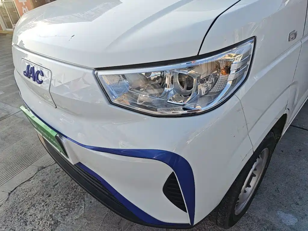 JAC Bluecat — миниатюра 24