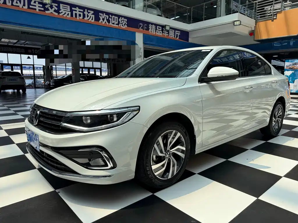 Купить Volkswagen Bora