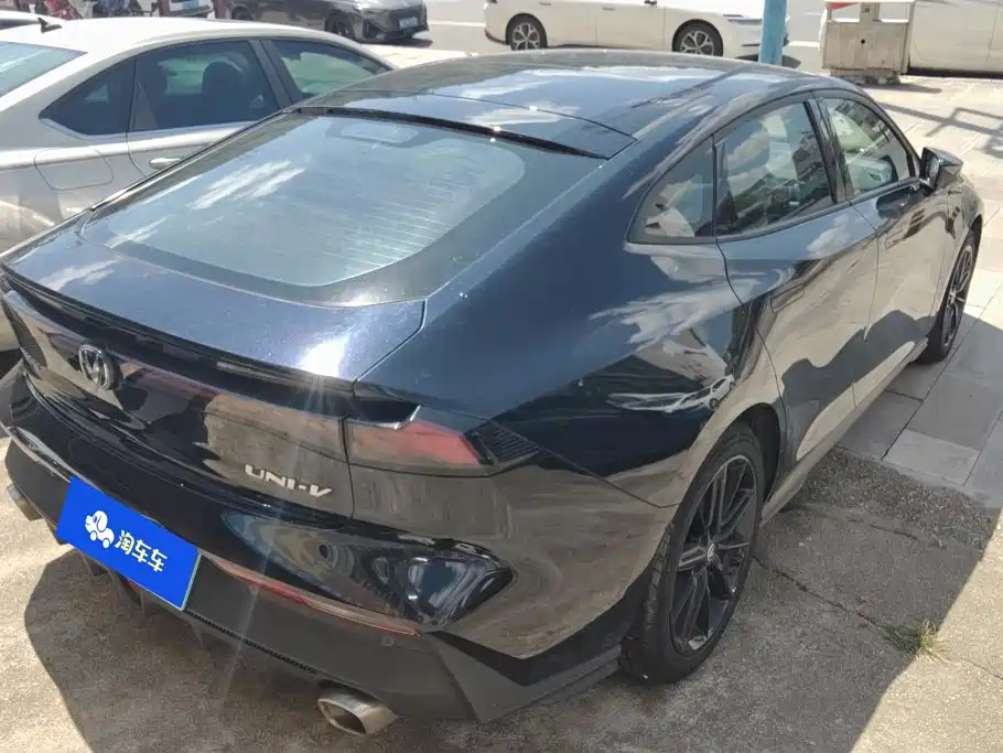 Changan UNI-V — миниатюра 3