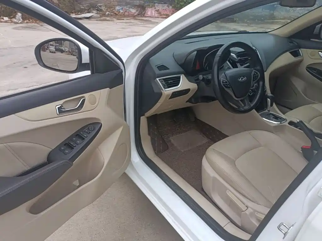 Chery Arrizo 7 — миниатюра 16