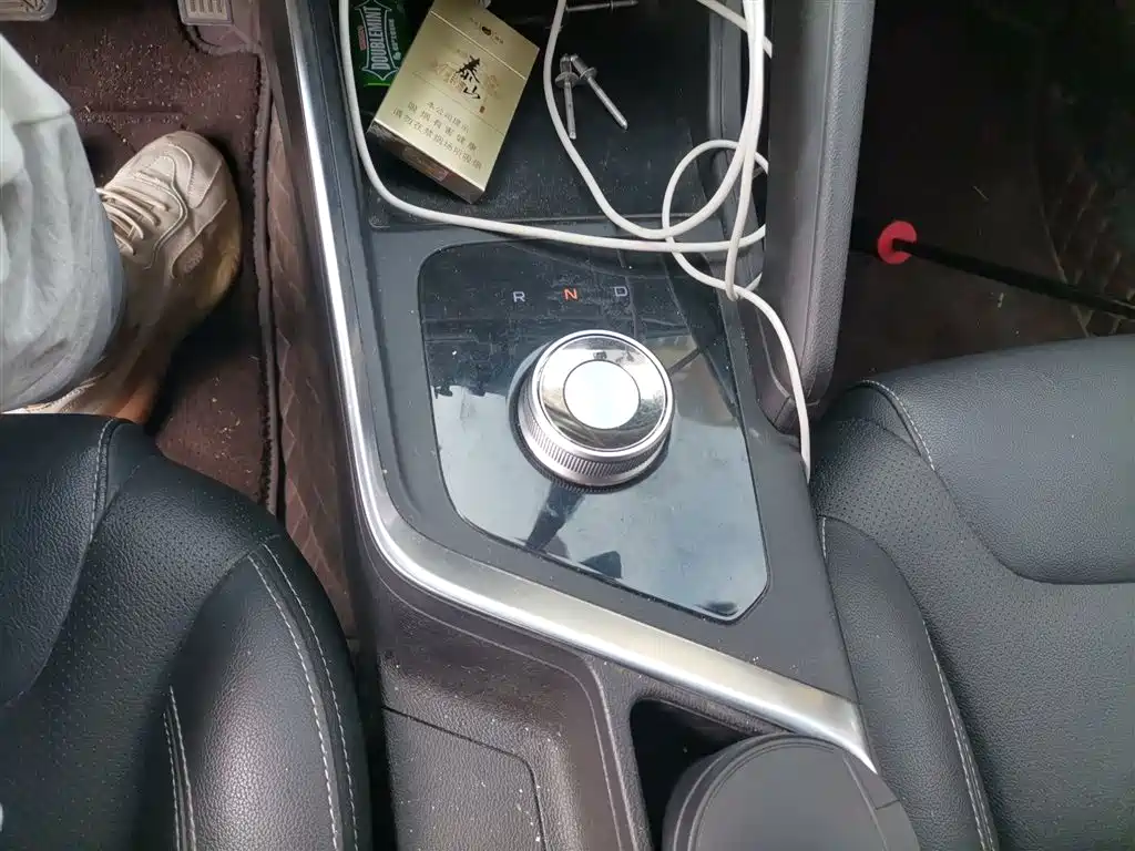 Geely EX3