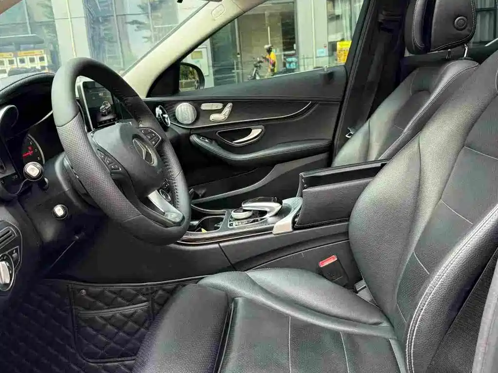 Mercedes-Benz C-Class — миниатюра 9