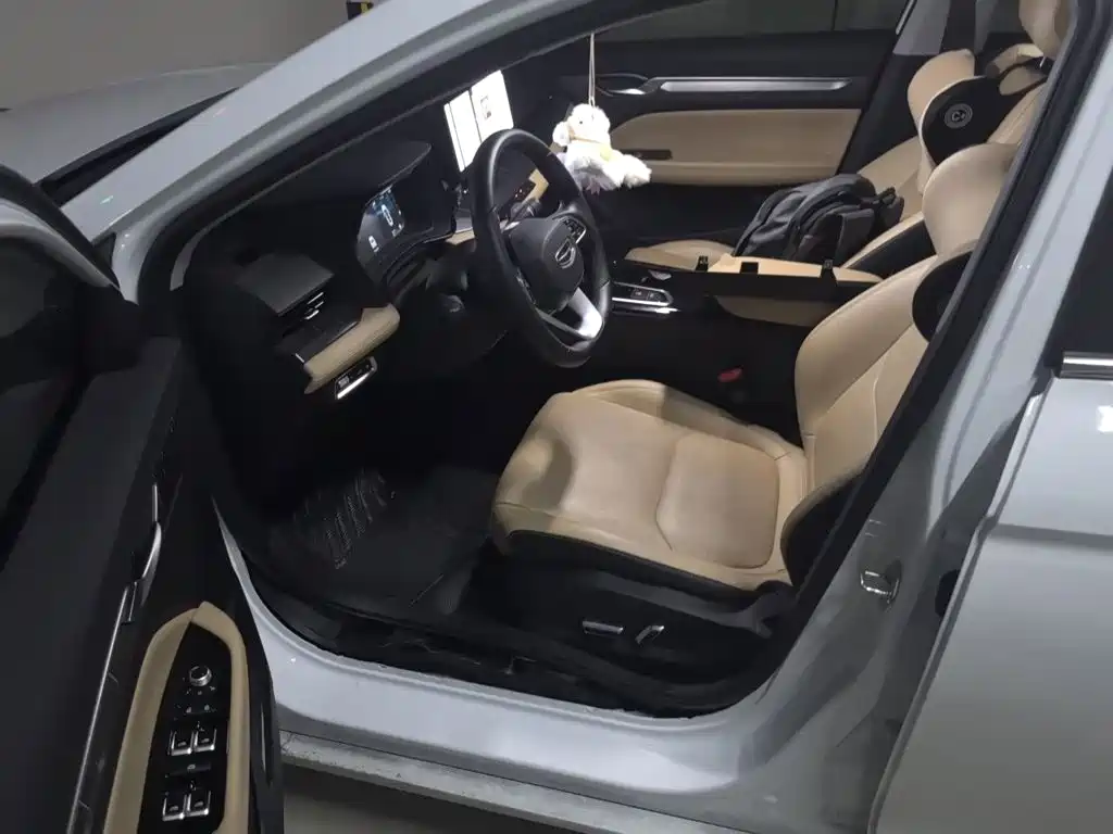 Geely L HiP — миниатюра 17