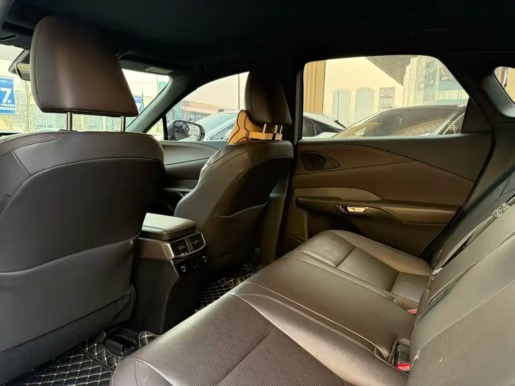 Lexus RX 2023 350h