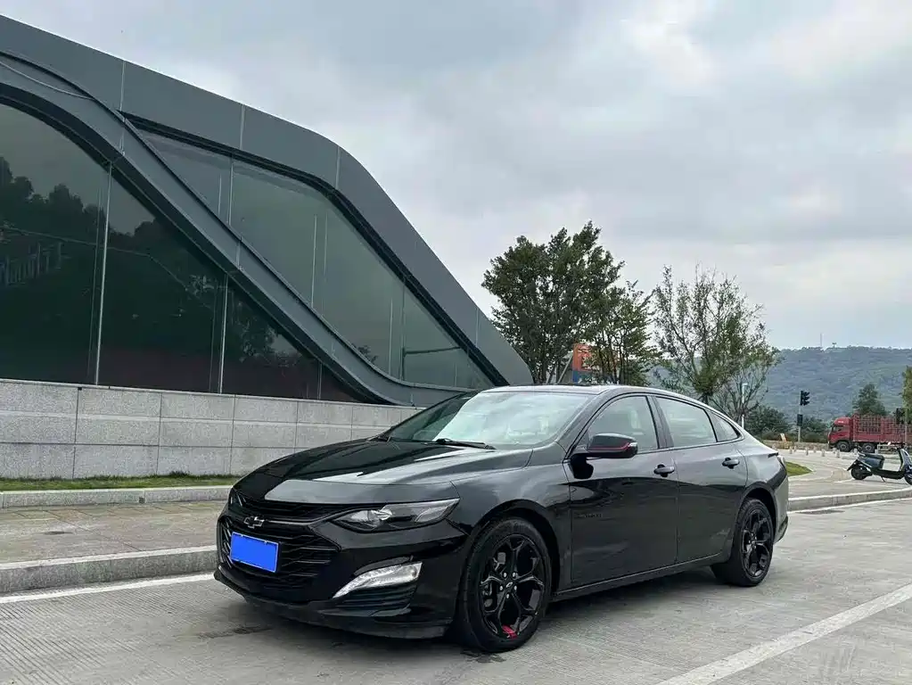 Купить Chevrolet Malibu XL